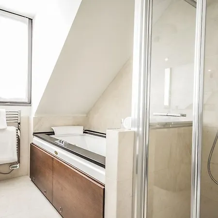 Allegroitalia San Pietro All'orto 6 Hotel apartamentowy