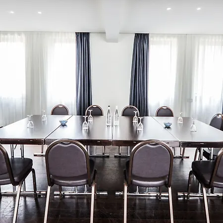 Ξενοδοχείο με διαμερίσματα Allegroitalia San Pietro All'orto 6 4*