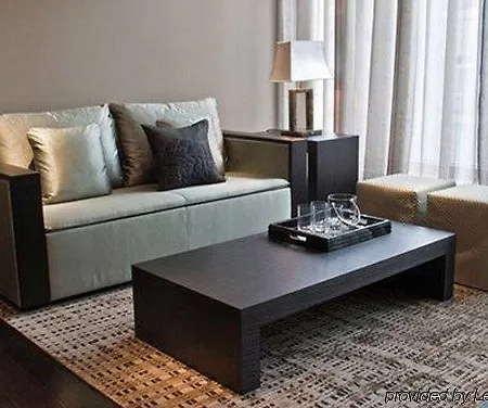 Allegroitalia San Pietro All'orto 6 Hotel apartamentowy 4*